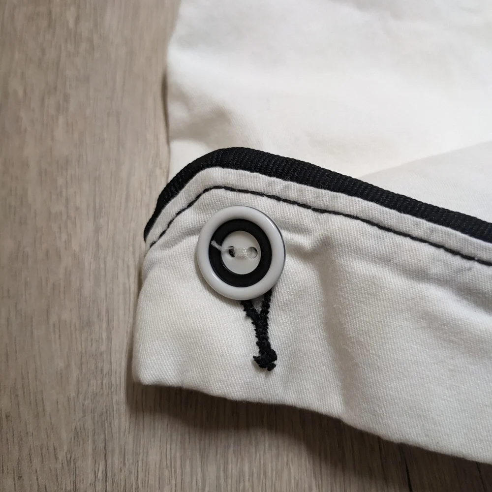 White House Black Market White Shorts black Trim Size 8 - Picture 9 of 10